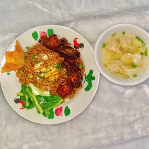 排骨云吞面